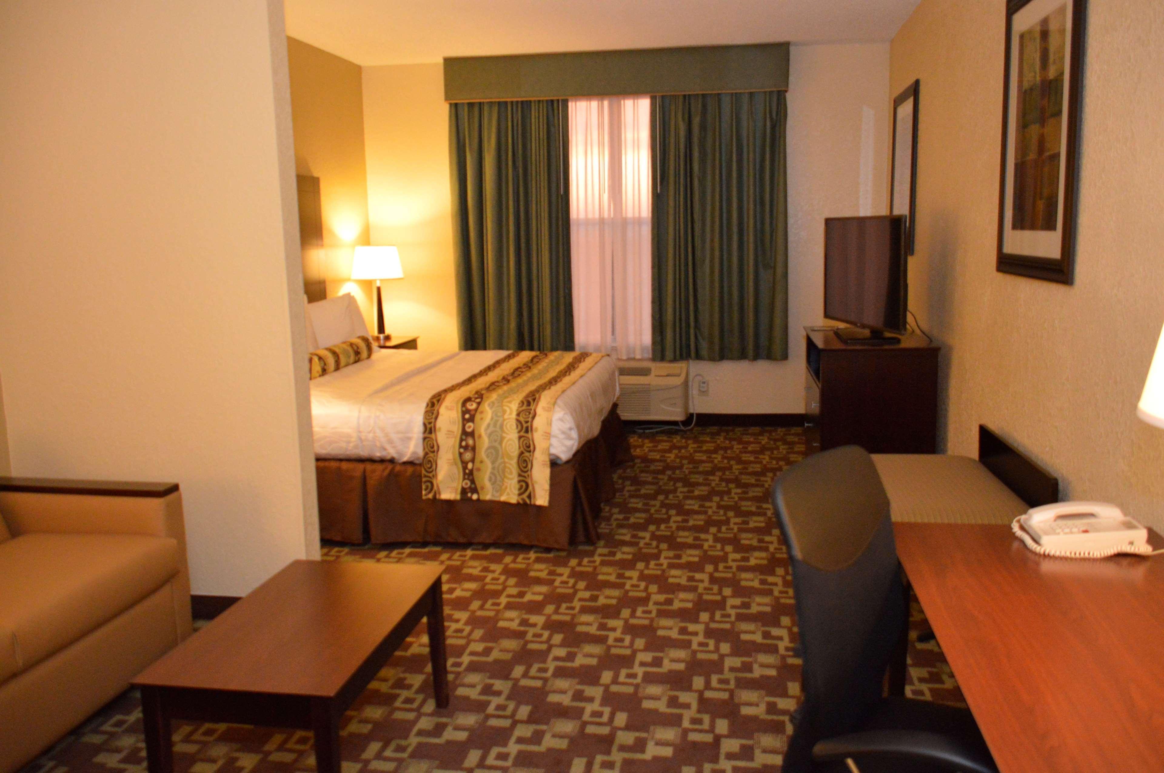 Best Western Plus Hobby Airport Inn And Suites Houston Exterior foto
