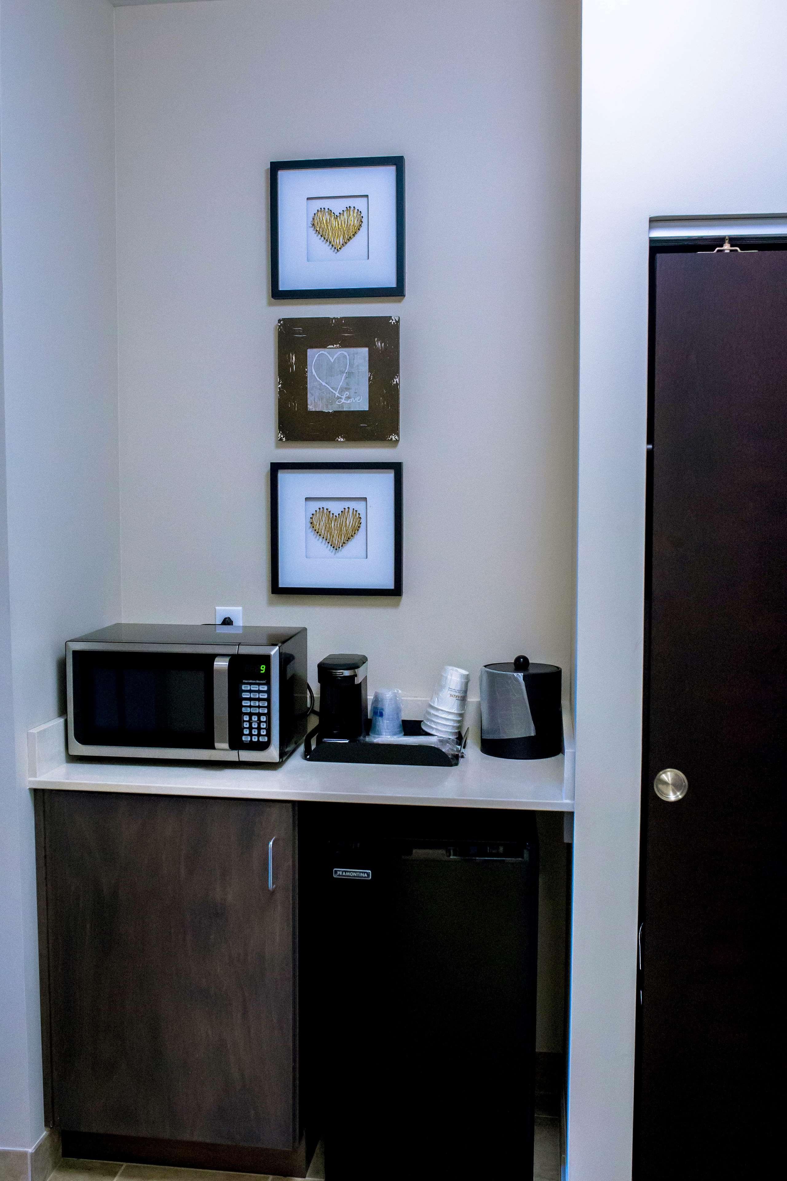 Best Western Plus Hobby Airport Inn And Suites Houston Exterior foto