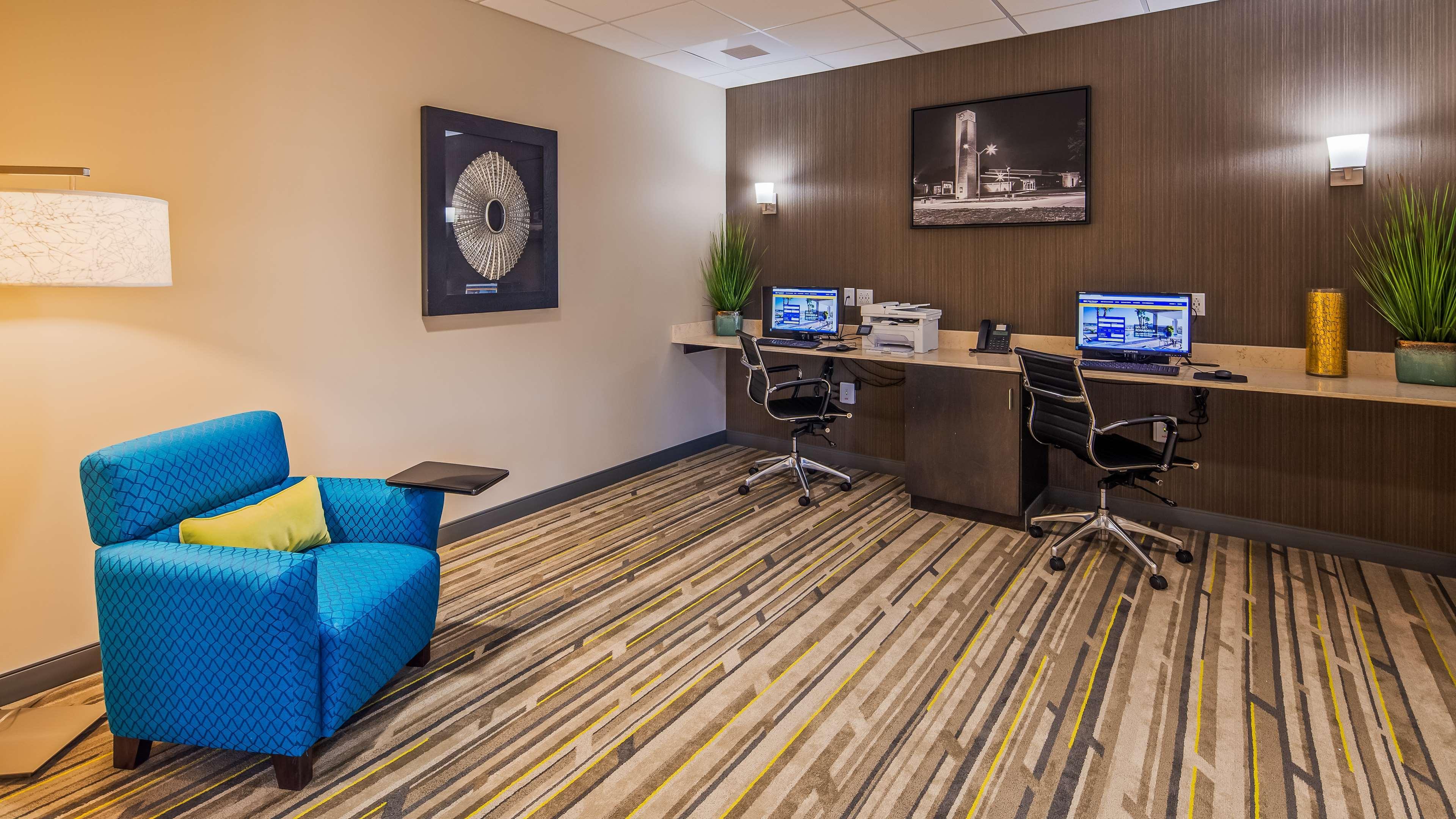 Best Western Plus Hobby Airport Inn And Suites Houston Exterior foto