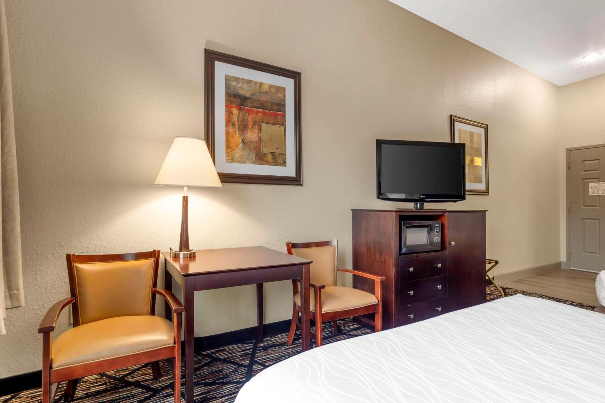 Best Western Plus Hobby Airport Inn And Suites Houston Exterior foto