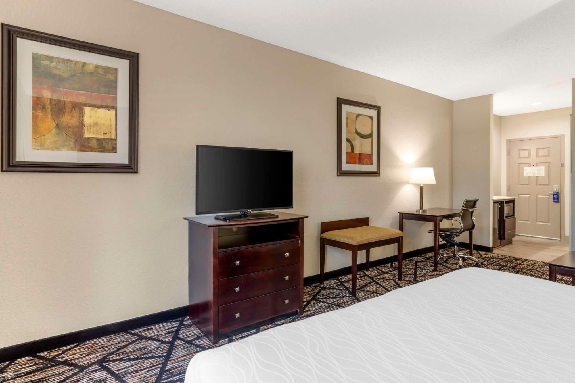 Best Western Plus Hobby Airport Inn And Suites Houston Exterior foto
